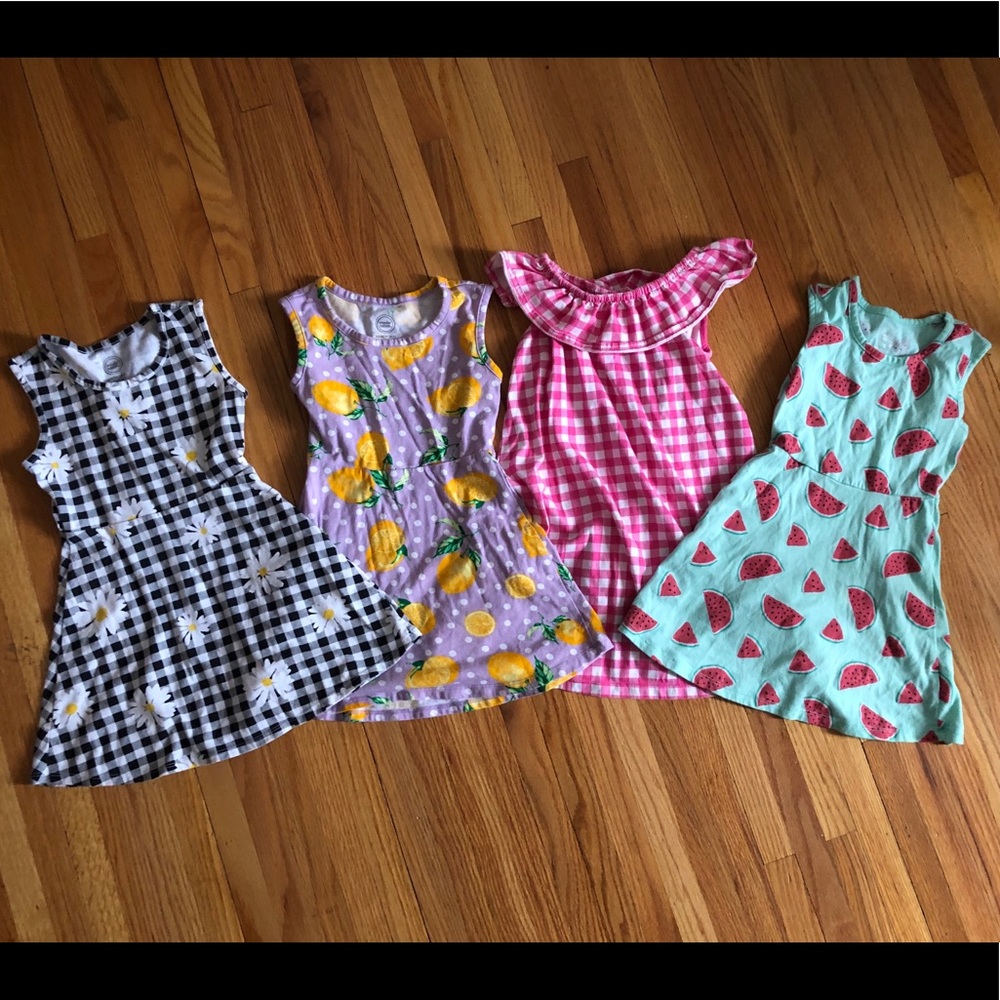 Dress bundle (4 dresses)